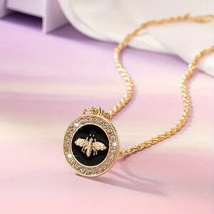 Elegant Designer Luxury Rhinestone Necklace - NEW